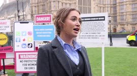 Love Island star Georgia Harrison calls on UK government to include women and girls in Online Safety Bill