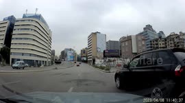 Close Call: A Last-Second Decision From The BMW Driver Almost Resulted in a Terrible Collision