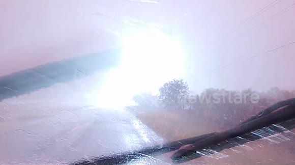 Lightning strikes power transformer, causes explosion in Laredo, Texas