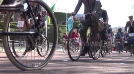 The Tweed Run 2023: Footage from London's bicycle ride