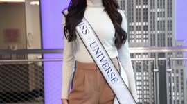 R'Bonney Gabriel visits The Empire State Building in New York, USA