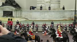 Procession enters the Palace with wills and Kate next carriage by jpcpapp@gmail.com  06 05 2023