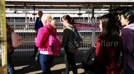 People making their way to Windsor to see the Royal Coronation concert huge numbers of people turned up to see the concert