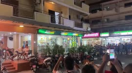 Rampaging Italian tourist hurls fridge from balcony in Pattaya, Thailand