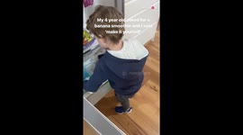 'Never Underestimate Kids!' - Independent 4 y/o boy makes a banana smoothie without any help
