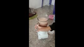 Blender blunder: hilarious oreo ice mishap takes center stage!