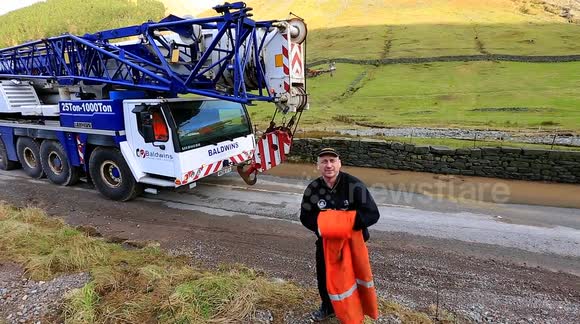 19.9 Tons of Bridge in position in 1 HR. 