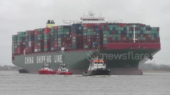 Container ship CSCL Indian Ocean hard aground on Elbe river