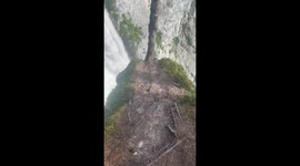 Amazing View at Hunlen Falls