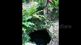 MEET the daydreamer who walked out of his job as an accountant to go and travel the world after spending days sat at his desk longing to go and trek around the planet.