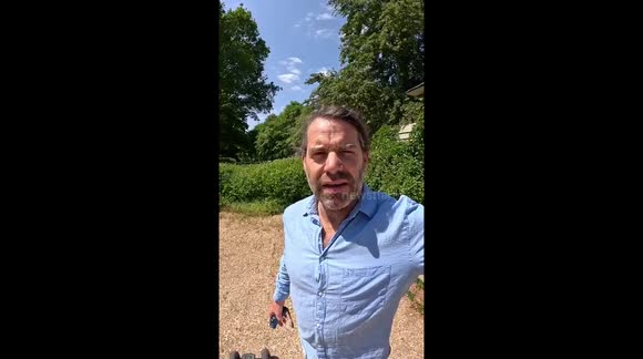 Explainer video to Hovercraft Bed creation..