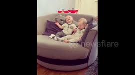 THESE TWINS had an extremely rare condition which meant they shared a PLACENTA and developed in the same amniotic sac leading doctors to warn that it was likely that one or BOTH could die, but after a risky c-section the toddlers made it home just in time