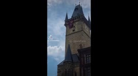 This is west Ham vs Fiorentina in Prague cup final conference league west Ham fly there flag