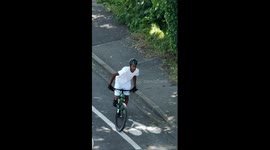 Je fait un wheeling à une main sur le grand pont de Grenoble à plus de 30 mètres de haut !