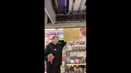 Golden mistake: hilarious prank goes wrong