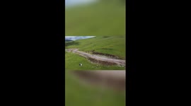 Scenic highway reopens to traffic in China's Xinjiang