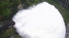 Bubble time for children as they cool of in the Pennsylvania head