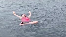 Cop in central India performs water yoga for one hour on International Yoga Day