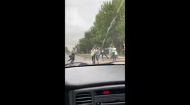 Mass brawl erupts in Novosibirsk's Zolotaya Niva area: camouflaged man intervenes to quell violence