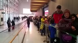 Man films ridiculously long train queue