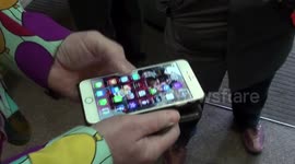 magician prints card from mobil/cell phone