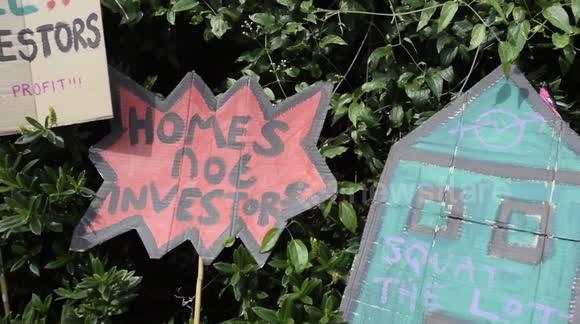 southwark tenants  protest the ongoing shambles of europes largest estate . lonon uk