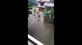 Tuapse's mop-wielding heroine: the savior of a flooded city