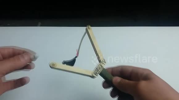 Cool mini slingshot