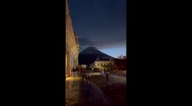 Huge lightning bolts seem to erupt out of top of extinct volcano in Guatemala