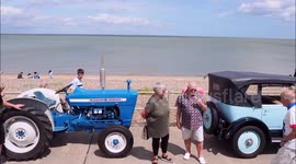 Hot weather for seafront Classic Car show in Kent, UK