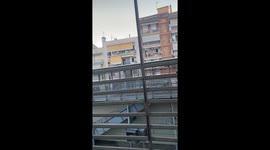 Hombre borracho en la estación de tren de Granollers