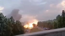 Moment Russian missile strikes hotel in Ukraine's Zaporizhzhia