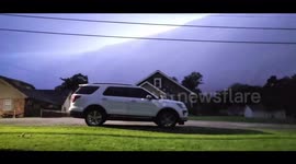 Kentucky residents wake up to tornado-warned storm