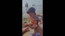 Fun beach vacation full of challenges and incredible games