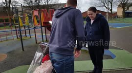 Magaican gets playing Card in sealed magazine