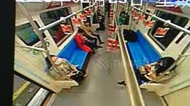 Underground staff chase and catch robber in China