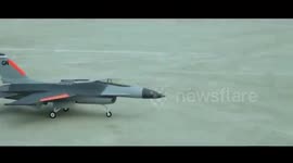 This F-16 jetfighter model looks incredibly real