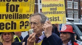 Piers Corbyn joins anti-ULEZ protesters as they descend on Mayor Sadiq Khan's old constituency Tooting, ahead of air pollution scheme going live