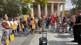 St.Mungo's charity workers march to Levelling Up Department