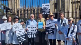 MP Jeremy Corbyn joins Chris Packham outside Parliament in support of ending new oil drilling projects