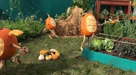 Green-fingered gardening fans show their giant fruit at Malvern Autumn Show