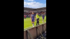 Reading Fc player Sam Hutchinson comes over to the fans after a 4-1 defeat to balackpool apologising and accepting that’s it’s not good enough