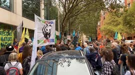 Chris Packham joins protesters outside DEFRA to save nature