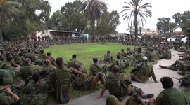 Israeli PM, opposition leader agree to form emergency unity government