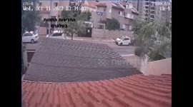 CCTV VIDEO the fall last night on Kadesh Street in Ashkelon