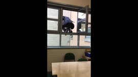 'I was kicked out of school at 17 – my mum was distraught but now I make five figures per month running my own business'