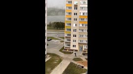 Man vs meteorology: Belarusian battles relentless winds in Minsk