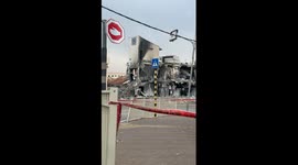 Destruction in Sderot: Hamas rockets leave buildings and cars damaged