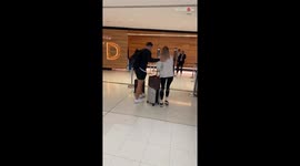 Woman leaving to live in Dubai hugs her mother for the last time *Heartfelt*