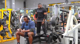 180KG Bench Press Accident